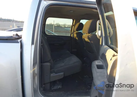 2011 Chevrolet Silverado 1500 Ls z USA, uszkodzony, nr VIN 3GCPKREA4BG378030